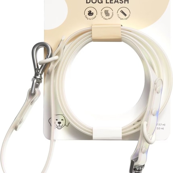 NWT Wild One Holographic Adjustable Waterproof Flex-Poly Coated Nylon Dog Leash - Picture 7 of 9